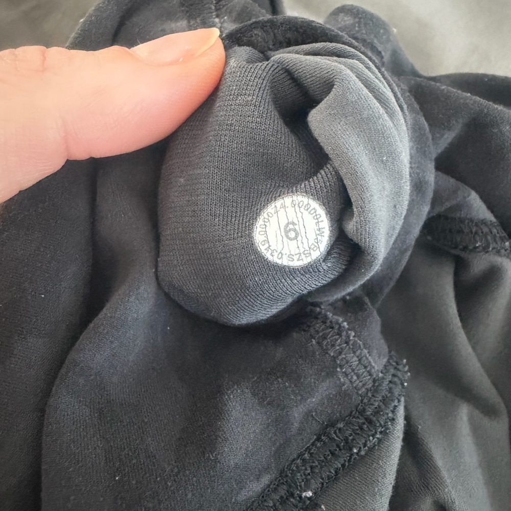 Lululemon Incognito Camo Multi Grey Leggings - Picture 4 of 4